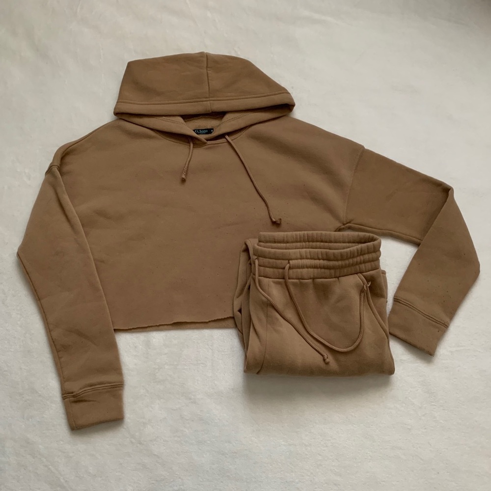 Brown matching lounge set